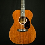 Martin 000-10E Sapele Acoustic Guitar, Gig Bag