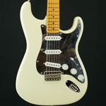 Fender FENDER NILE RODGERS HITMAKER STRATOCASTER®
Maple Fingerboard, Olympic White 0115922705