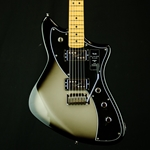 Fender Player Plus Meteora HH, Maple Fingerboard, Silverburst, Deluxe Gig Bag 0147352391