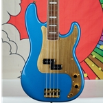 Squier 40th Anniversary Precision Bass, Gold Edition, 
Laurel Fingerboard, Gold Anodized Pickguard, Lake Placid Blue 0379430502