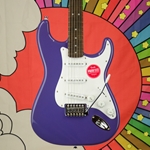 Squier Sonic™ Stratocaster®, Laurel Fingerboard, White Pickguard, Ultraviolet 0373150517