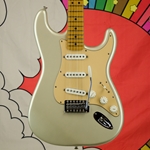2006 Fender 60th Anniversary Stratocaster - Blizzard Pearl Finish w/ Gigbag & Hangtags ISS24021