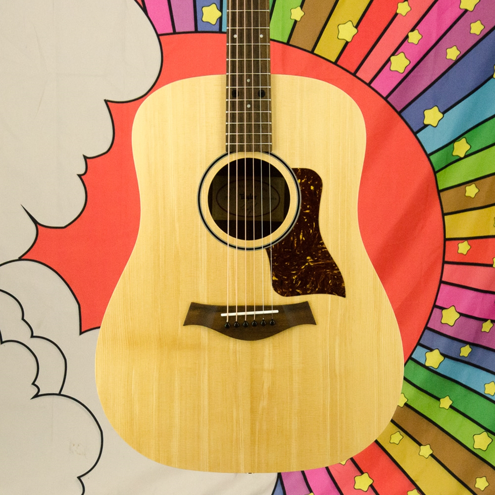 Uncle Ike's Music & Sound - Ibanez History Book - 