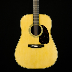 Martin HD-28 All Solid Wood Dreadnought Acoustic Guitar