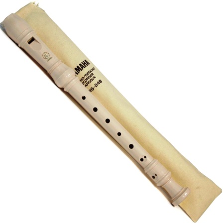 Yrs 24b yamaha recorder discount