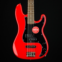 Squier Affinity Series Precision PJ Bass In Race Red 0370500570