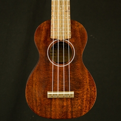 Gretsch G9100 Soprano Standard Ukulele with Gig Bag, Mahogany 2732020321