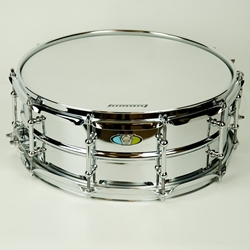 Ludwig Superlite 5.5x14 Snare Drum w/ Chrome Triple Flange Hoops, Tube lugs LU5514SL