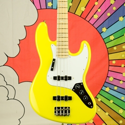 Fender Made in Japan Limited International Color Jazz Bass®, Maple Fingerboard, Monaco Yellow 5642102387