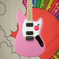 Squier Sonic™ Mustang® HH, Maple Fingerboard, White Pickguard, Flash Pink 0373702555