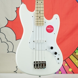 Squier Sonic™ Bronco™ Bass, Maple Fingerboard, White Pickguard, Arctic White 0373802580