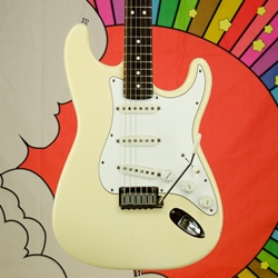 1988 Fender American Standard Stratocaster, Arctic White ISS22347