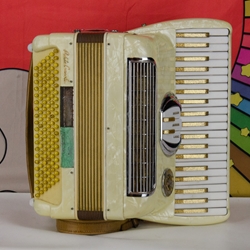 Vintatge Lo Duca Petite Console 120 button Accordion, White Marine Pearl ISS23645