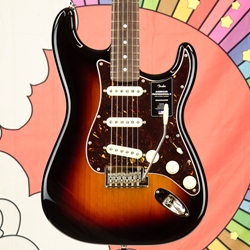 Fender American Professional II Stratocaster®, Rosewood Fingerboard, 3-Color Sunburst 0113900700