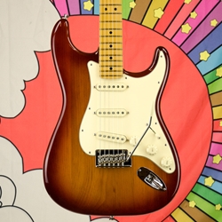 2022 Fender Stratocaster American Professional II, Maple Fingerboard, Sienna Sunburst, Hard Case ISS28446