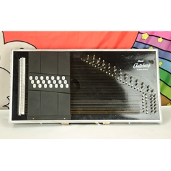 Used Oscar Schmidt Attaché 21-Chord Autoharp ISS29267