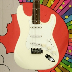Used Squier Stratocaster Electric Guitar, White ISS29507