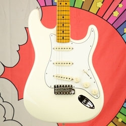 Fender Limited Edition American Vintage II 1973 Stratocaster®, Maple Fingerboard, Olympic White 0170252805