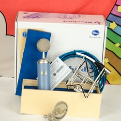 Used Blue Bluebird Large Diaphragm Cardioid Condenser Microphone w/ Box ISS30214
