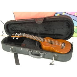 Used Luna Honu Uke w/ Gig Bag ISS30367