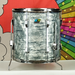 1976 Ludwig Mach 5 Floor Tom, Sky Blue Pearl, 16" x 16", Legs, 3ply Shell ISS31111