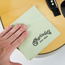 Martin Polishing Cloth - MicroFiber 11.8 x 11.8 18A0137